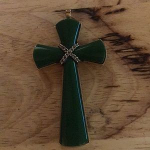 Yellow metal with green approx 2 to 3 in cross